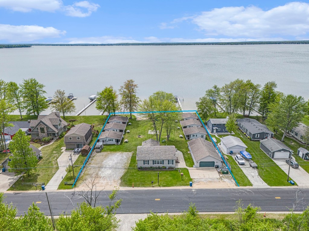 Houghton Lake Resort for sale by Ken Weaver
